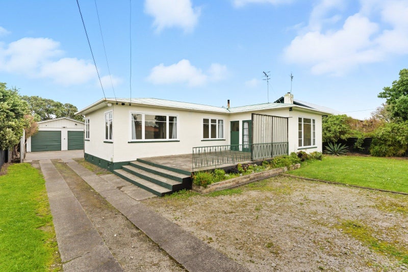 49 Polson Street, Castlecliff, Whanganui - Carousel 1