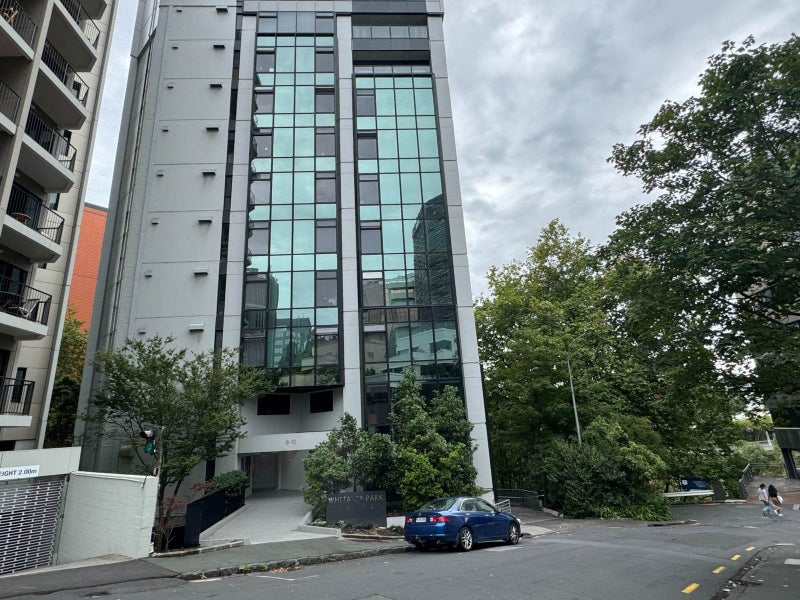 602/8 Whitaker Place, Grafton, Auckland - Carousel 1