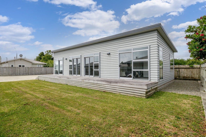 992A Tremaine Avenue, Roslyn, Palmerston North - Carousel 1