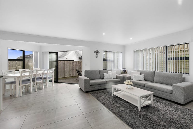 3A Sandino Place, Grenada Village, Wellington - Carousel 2