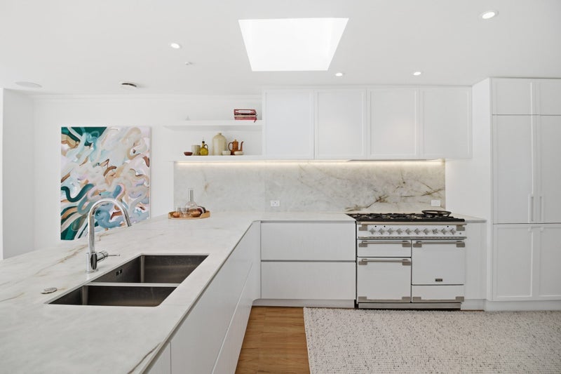 32 Raymond Street, Point Chevalier, Auckland - Carousel 2