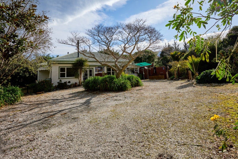 7 Old Beach Road, Kaikoura - Carousel 1