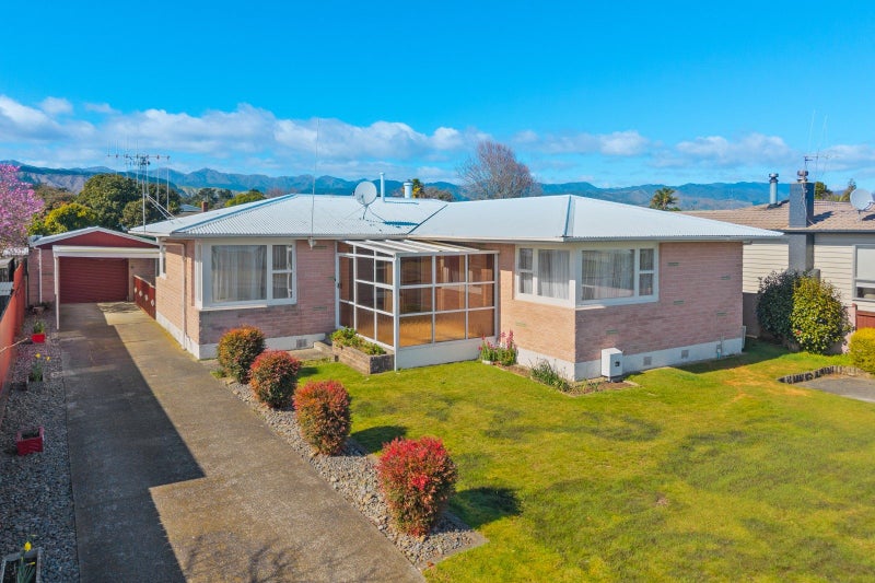 46 Featherston Street, Levin, Levin - Carousel 1