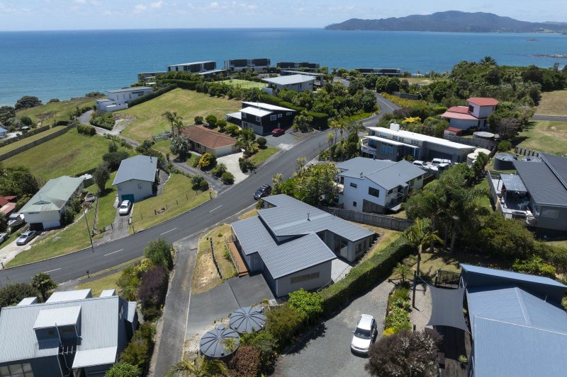 11 Dudley Crescent, Cable Bay, Cable Bay - Carousel 25