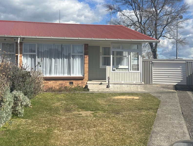 6A Hugh Place, St Andrews, Hamilton - Carousel 1