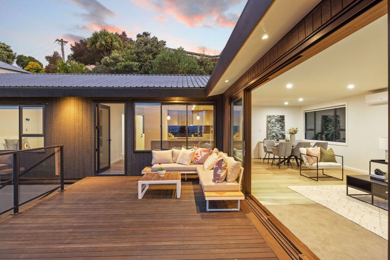 76 Huntsbury Avenue, Huntsbury, Christchurch - Carousel 2