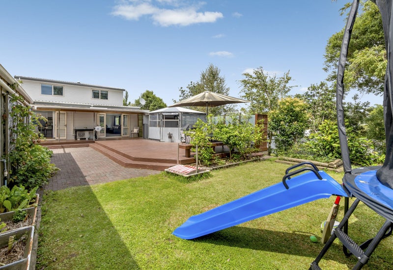28 Third View Avenue, Beachlands, Auckland - Carousel 2