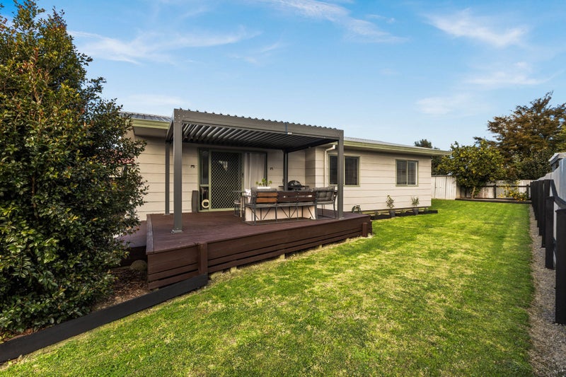 7 Ted Harpur Place, Onekawa, Napier - Carousel 24