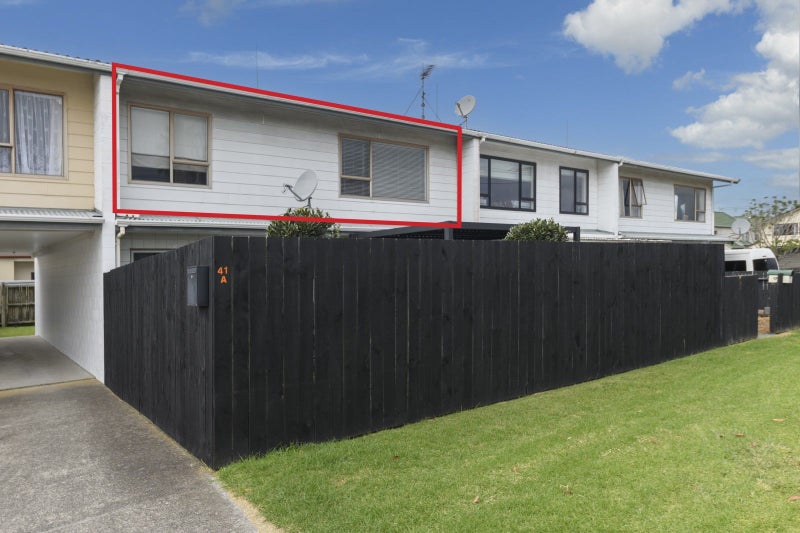41 Tawa Street, Mount Maunganui, Mount Maunganui - Carousel 1