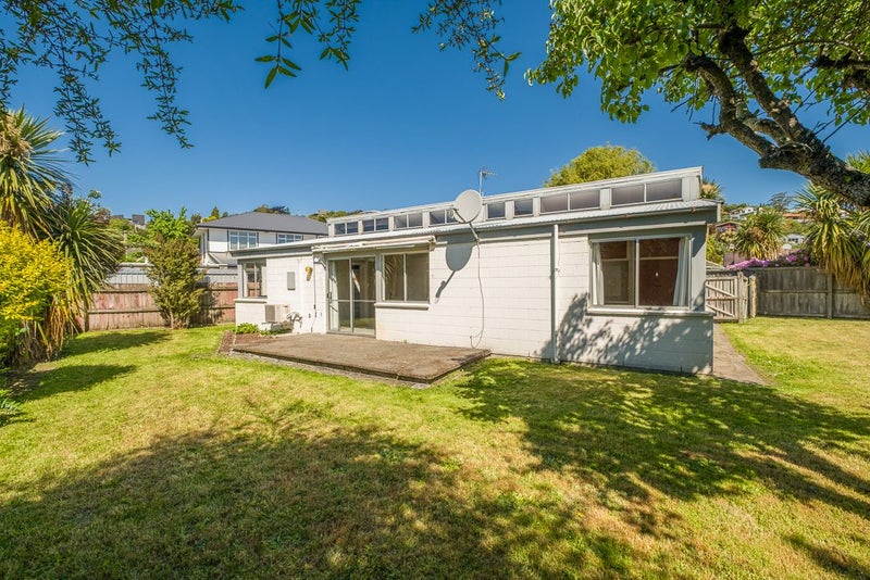 2/151 Centaurus Road, Saint Martins, Christchurch - Carousel 1