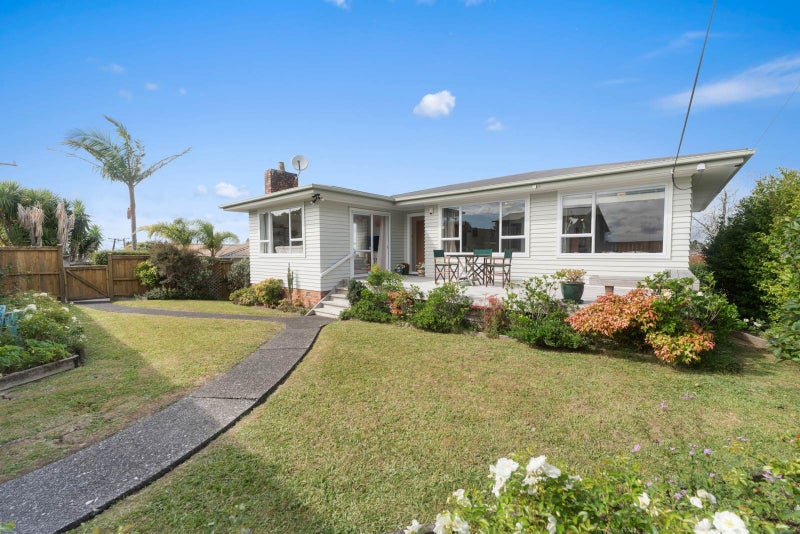 1/25 Monarch Avenue, Hillcrest, Auckland - Carousel 2