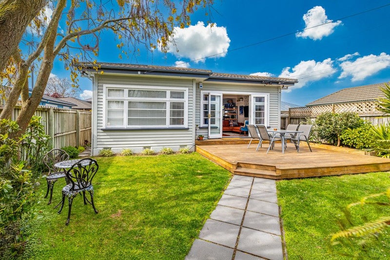 16 Frankleigh Street, Somerfield, Christchurch - Carousel 2