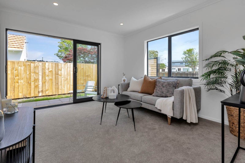 1B Simons Street, Kensington, Whangarei, Northland - Carousel 1