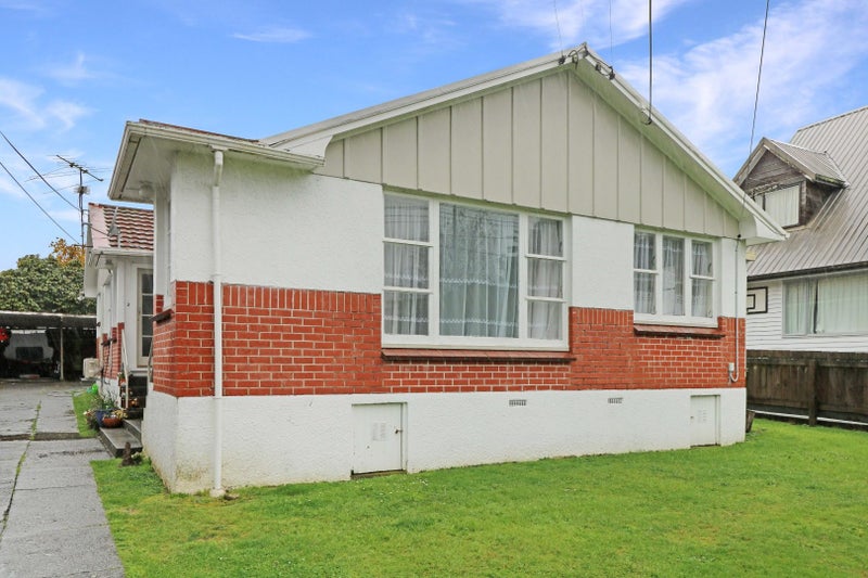 1/19 MANGAROA HILL Road, MANGAROA, UPPER HUTT - Carousel 1