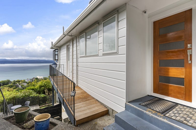 1/161 Onslow Road, Khandallah, Wellington - Carousel 1