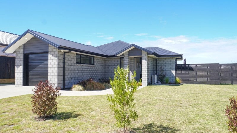 22 Wai Terrace, Wharewaka, Taupo - Carousel 1