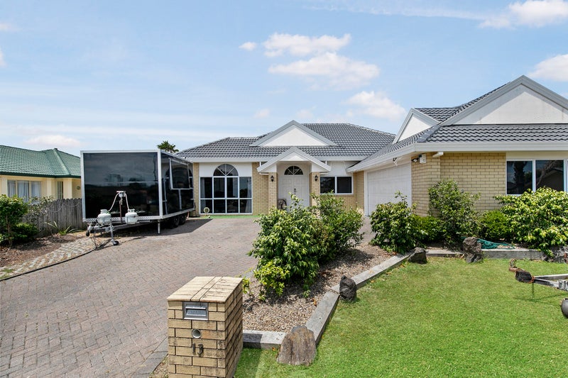 Property Valuation for 13 Inagh Close, Dannemora, Auckland Trade Me
