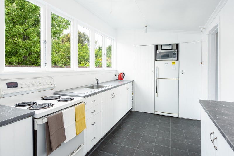 2 Meehan Street, Islington, Blenheim - Carousel 2