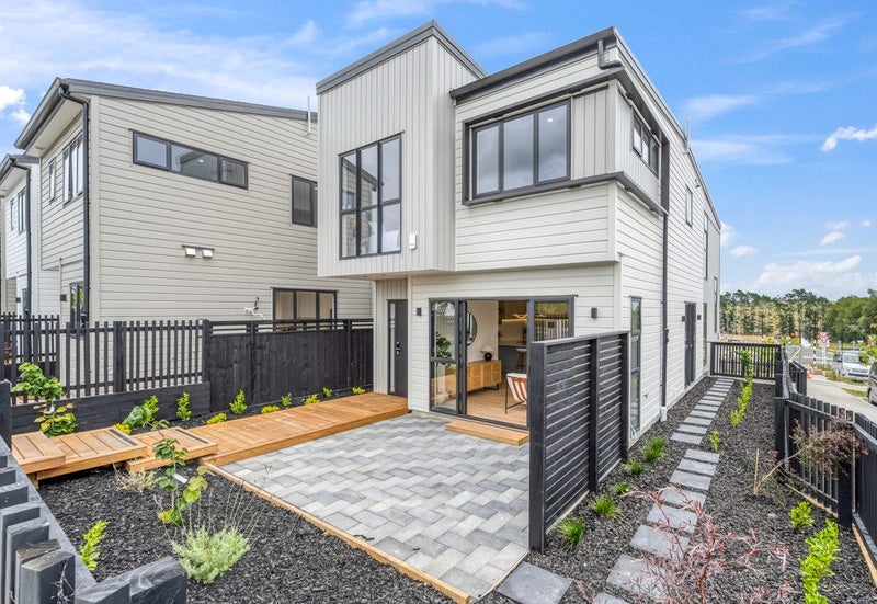 34 Toetoe Street, Westgate, Auckland - Carousel 2