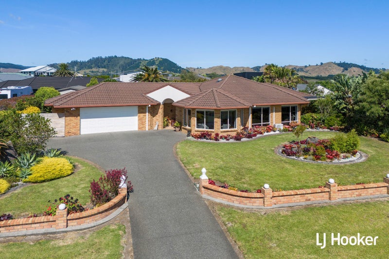 127 Koutunui Road, Katikati - Carousel 1