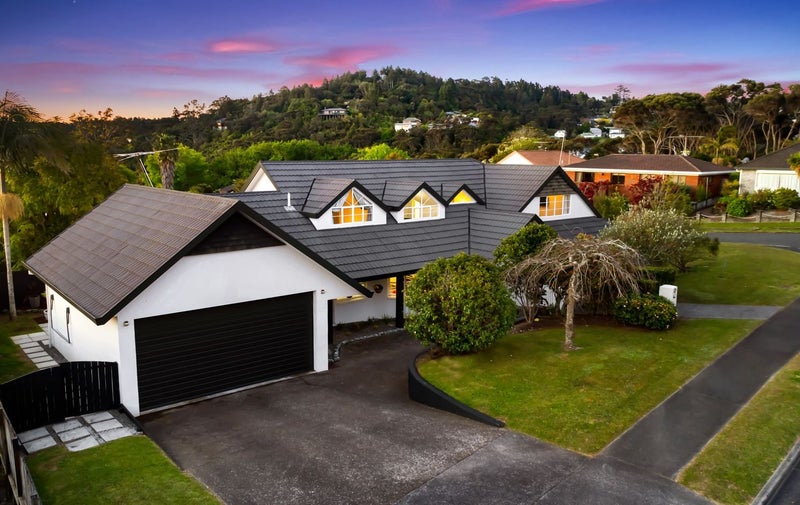 20 Chedworth Drive, Glenfield, Auckland - Carousel 2