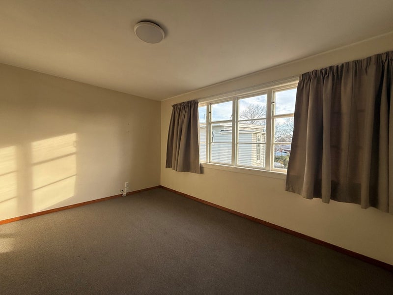 5 Hooker Avenue, Bryndwr, Christchurch - Carousel 7