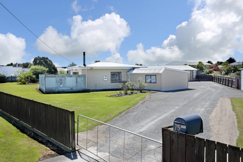 75 Seabury Avenue, Foxton Beach, Foxton - Carousel 41