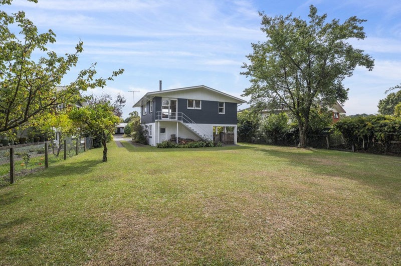 19 Darroch Street, Fairy Springs, Rotorua - Carousel 1