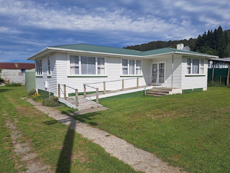 10 Amiria Avenue, Ruatoria - Carousel 1