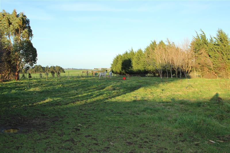 8 Pine Bush-Forestvale Road, PINE BUSH, WYNDHAM - Carousel 4