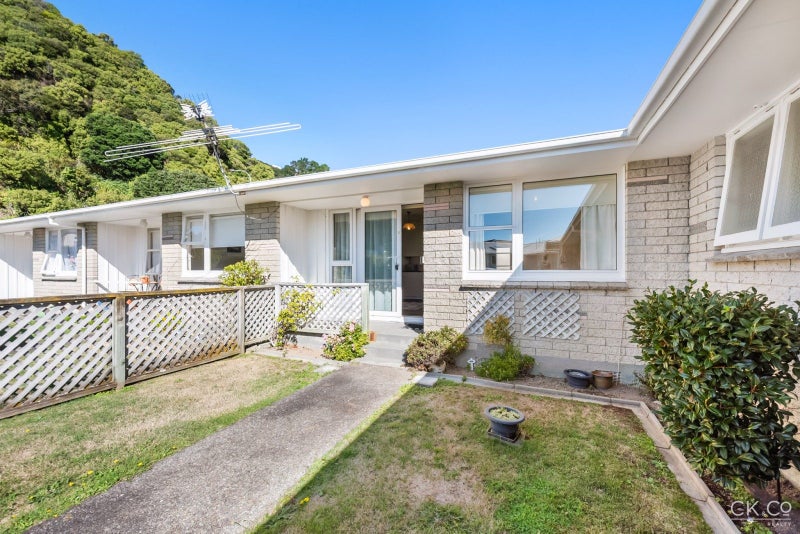 8/238 Muritai Road, Eastbourne, Lower Hutt - Carousel 9