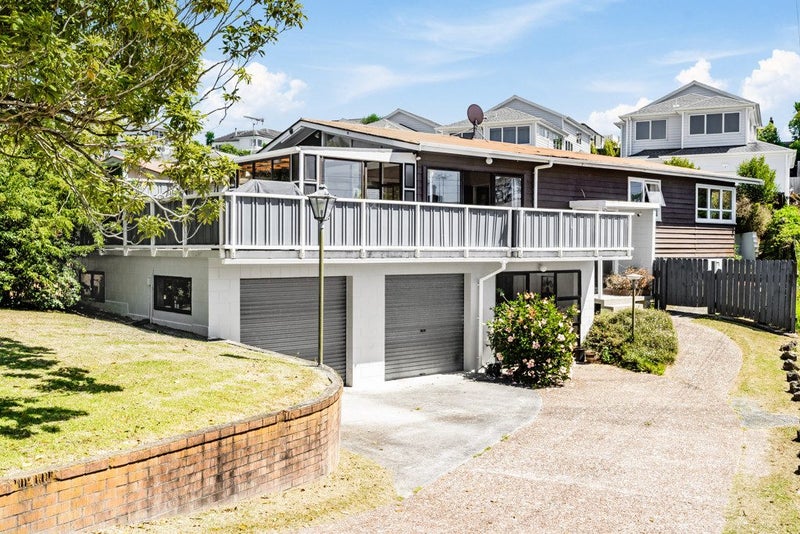 33 Tomo Street, New Lynn, Auckland - Carousel 1