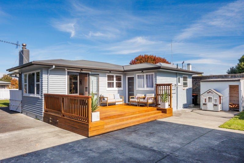 7 Liverpool Street, Takaro, Palmerston North - Carousel 2