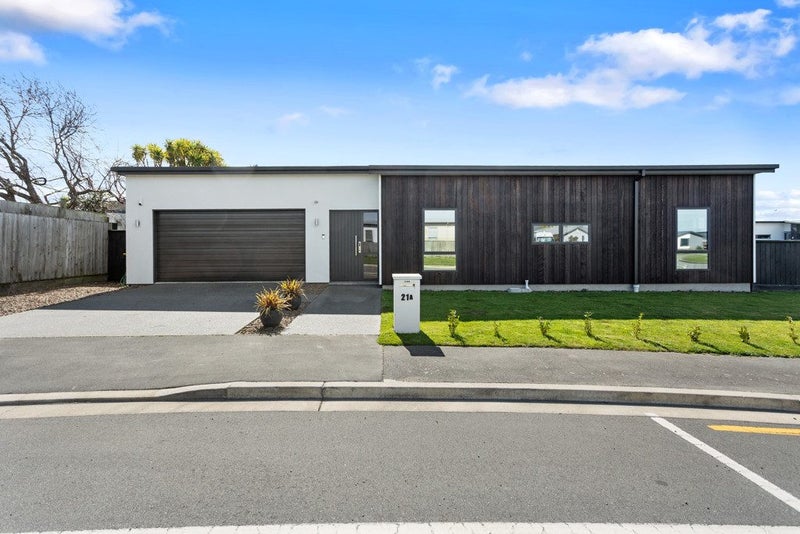21A Kingsbridge West, Burwood, Christchurch - Carousel 1