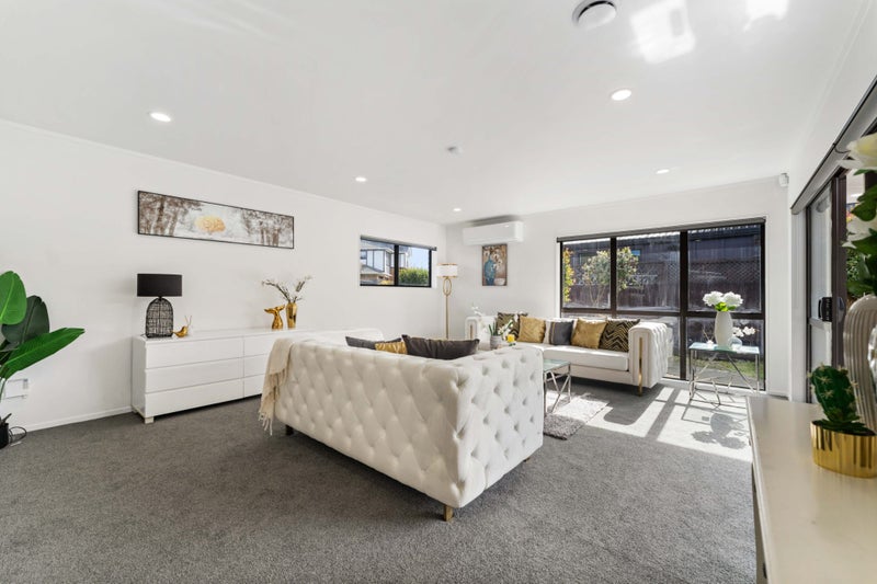 9 Freelance Terrace, Pahurehure, Papakura - Carousel 2