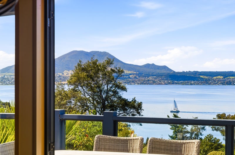 105 Wakeman Road, Acacia Bay, Taupo - Carousel 2