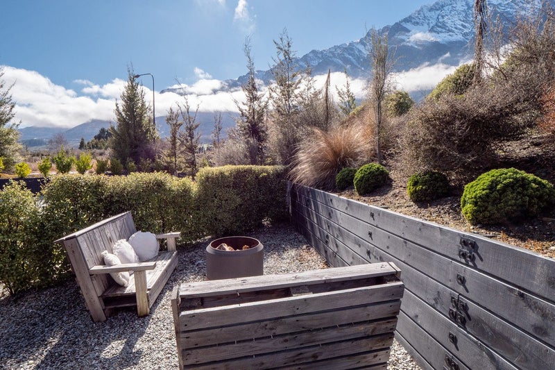 12 Elevator Lane, Jacks Point, Queenstown - Carousel 1