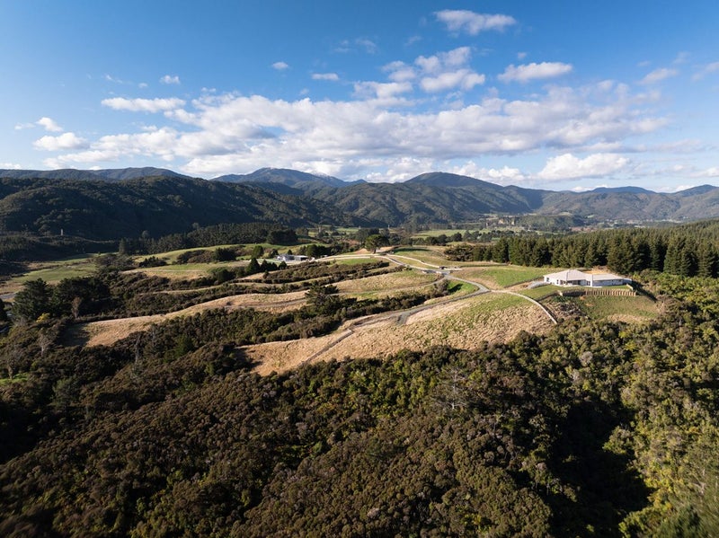 15 Raikes Road, Kaitoke, Upper Hutt, Wellington - Carousel 2