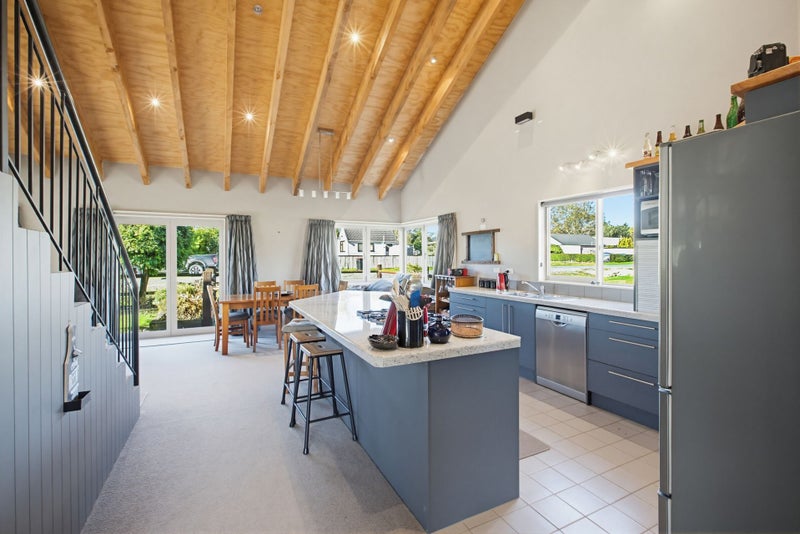 8 Westoe Street, Waikaia, Waikaia - Carousel 2