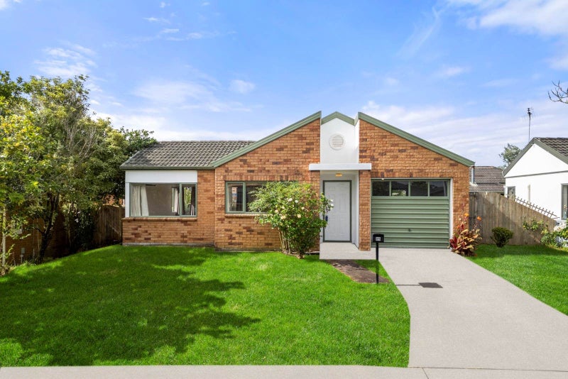 25 Kona Crescent, Henderson, Auckland - Carousel 1