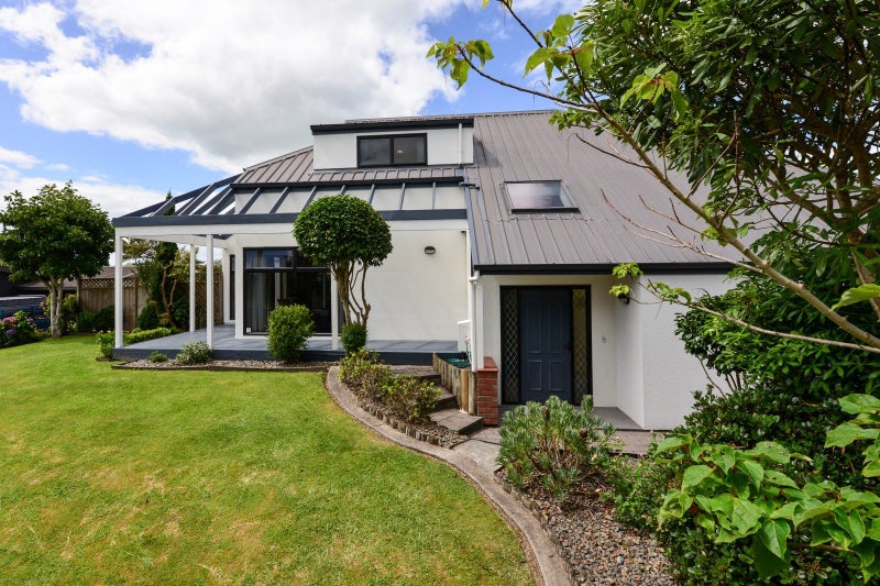 10 Dallinger Street, St Andrews, Hamilton - Carousel 2