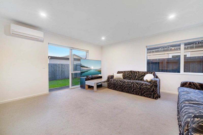 10 Mokopapa Street, Takanini, Auckland - Carousel 2