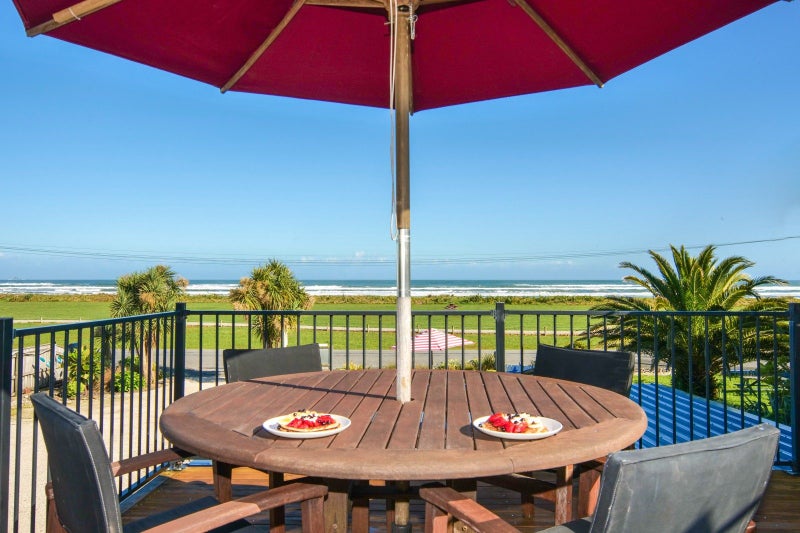 5 Marine Parade, Carters Beach, Westport - Carousel 2