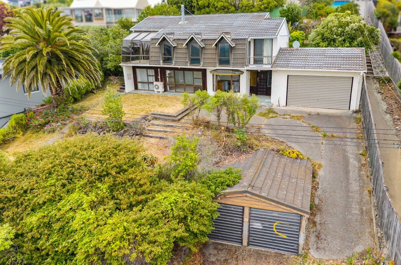 33 Tuawera Terrace, Clifton, Christchurch - Carousel 2