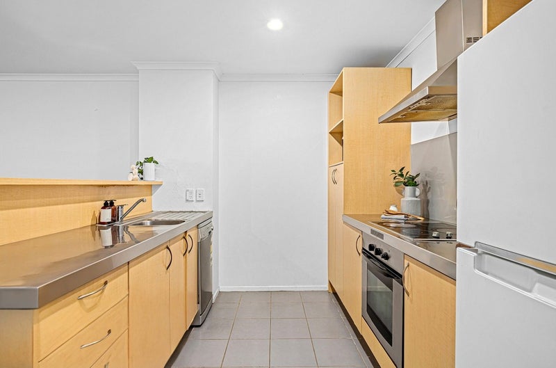 2H/20 Charlotte Street, Eden Terrace, Auckland - Carousel 2