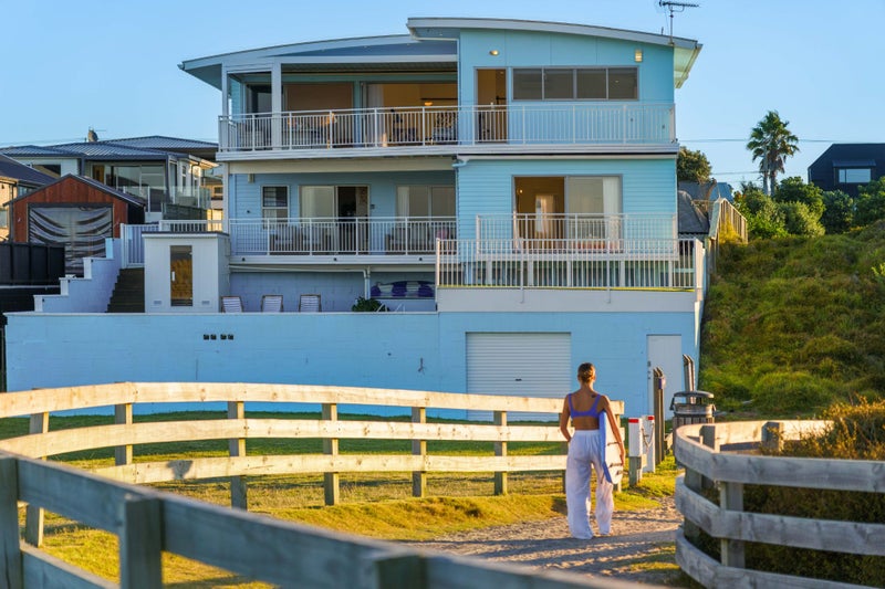 1011 Papamoa Beach Road, Papamoa Beach, Papamoa - Carousel 1