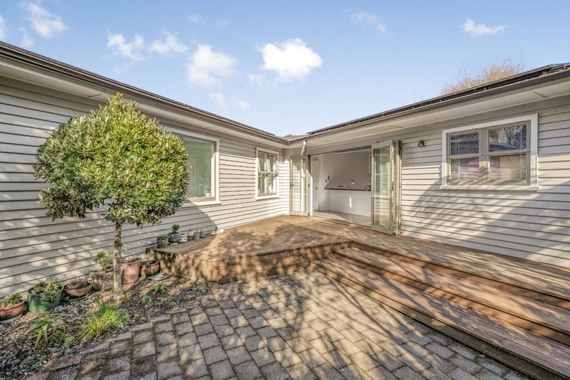 183 Park Road, Belmont, Lower Hutt - Carousel 2