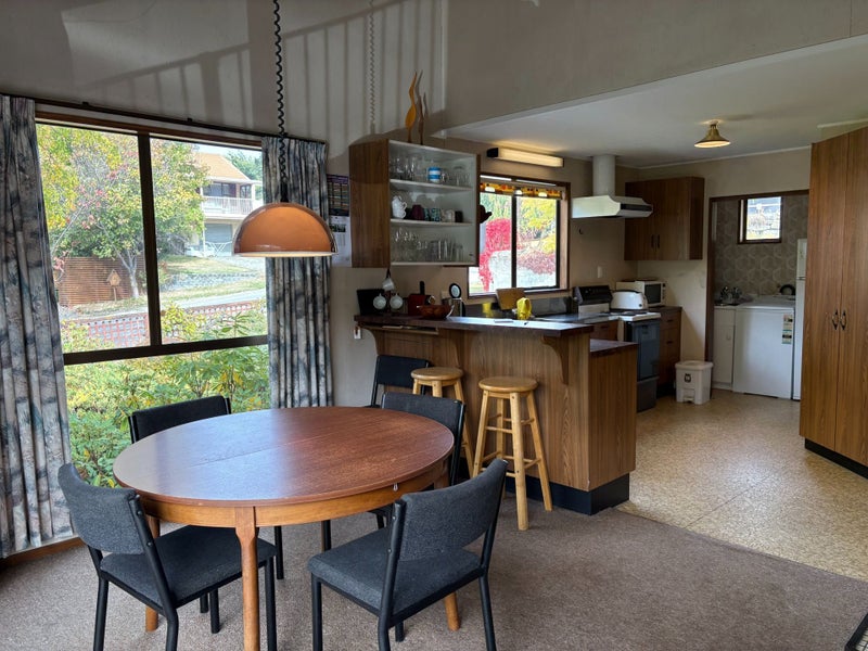 18 Hood Crescent, Arrowtown, Arrowtown - Carousel 2