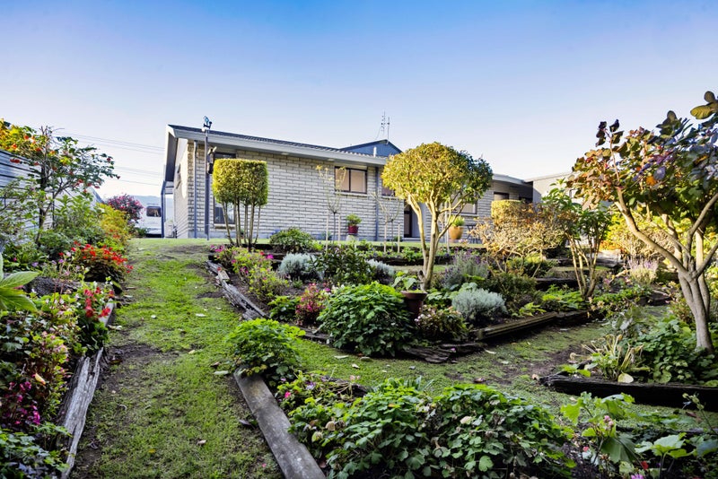 21 High Street, Hawera - Carousel 33