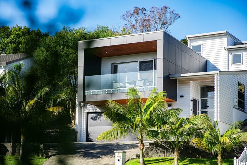 10 Bayside Drive, Browns Bay, North Shore City, Auckland - Carousel 2
